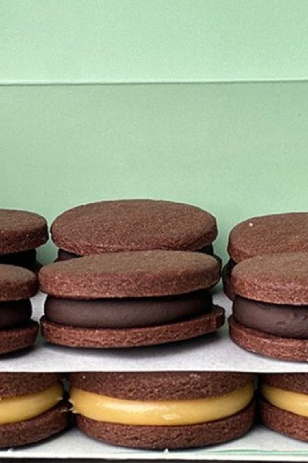 pack gourmet de 16 alfajorcitos de cacao