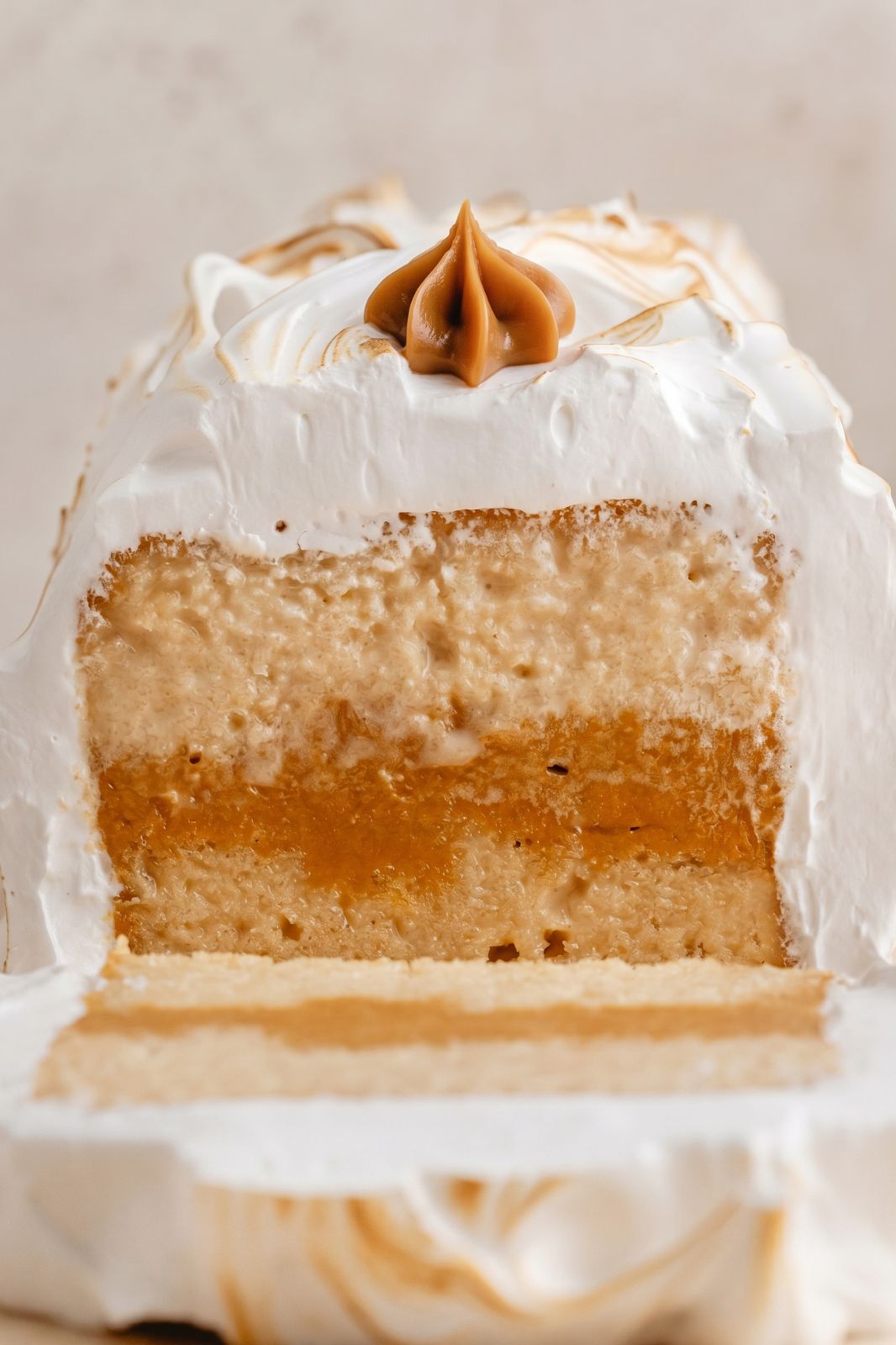 Cuatro leches, lúcuma y manjar la berlín