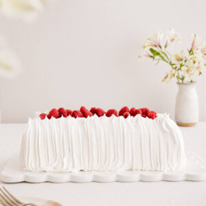 Torta de merengue y frambuesa